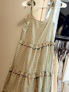 Nasty Gal Green and Cream Gingham Midi Dress